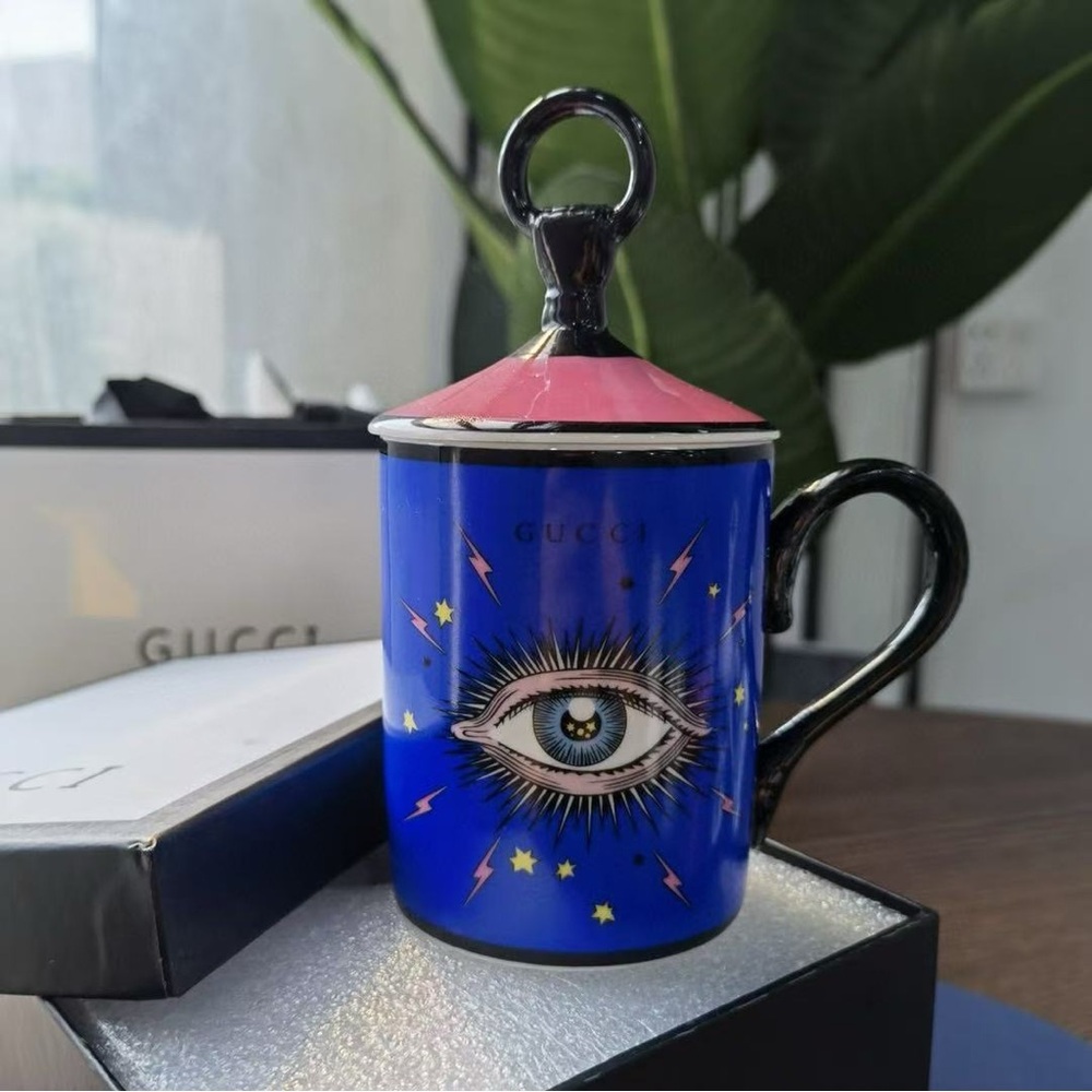 Gucci Vibrant Eye Design Mug Gucci garden, comes with box and this is for 1 only